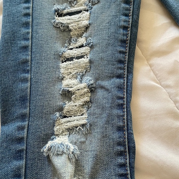 Jeans - Picture 2 of 3